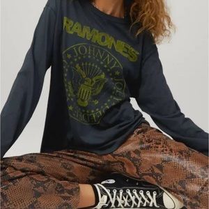 Daydreamer oversized long sleeve